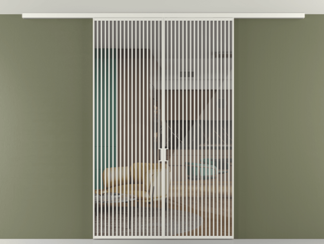 Перегородка Формато вдоль стены на потолок 2 створки АЛПР 040.06 Алюминий серый Рефлективное прозрачное стекло "Стопсол", калёное Цена 380156 ₽ | Volhovec