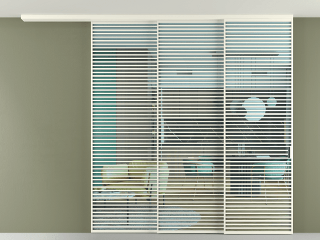 Перегородка Formato вдоль стены на потолок 3 створки с синхронным механизмом АЛПР 040.07 Алюминий жемчужный Прозрачное голубое стекло, триплекс Цена 655084 ₽ | Volhovec