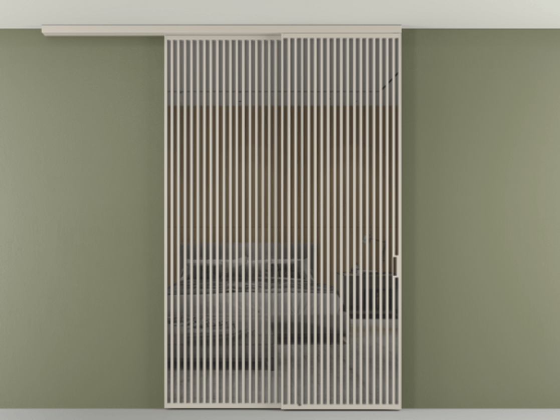 Перегородка Формато вдоль стены на потолок 2 створки с синхронным механизмом АЛПР 040.06 Алюминий светло-бежевый Рефлективное серое стекло "Стопсол", калёное Цена 463256 ₽ | Volhovec