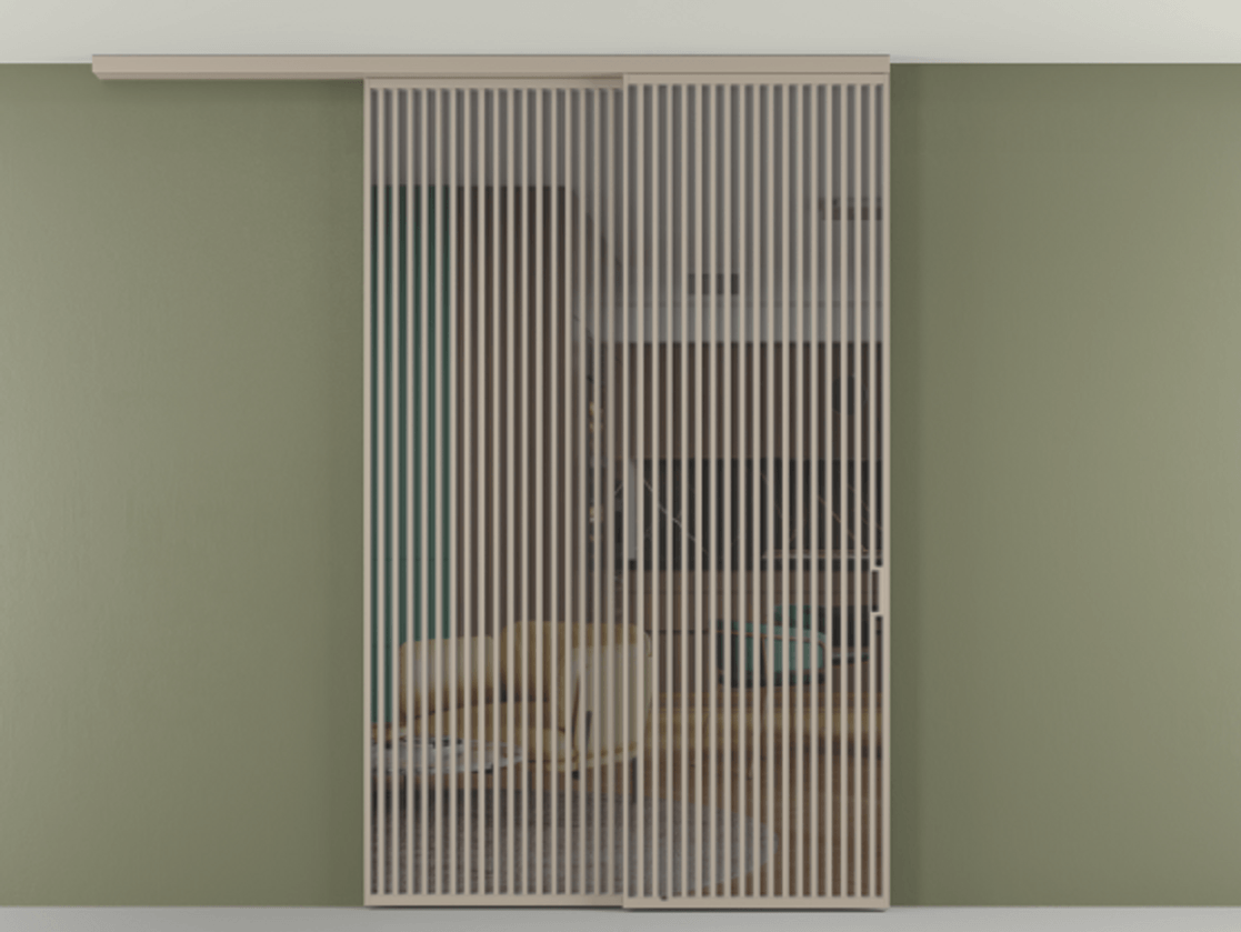 Перегородка Формато вдоль стены на потолок 2 створки с синхронным механизмом АЛПР 040.06 Алюминий бисквитный Прозрачное серое стекло, триплекс Цена 450456 ₽ | Volhovec