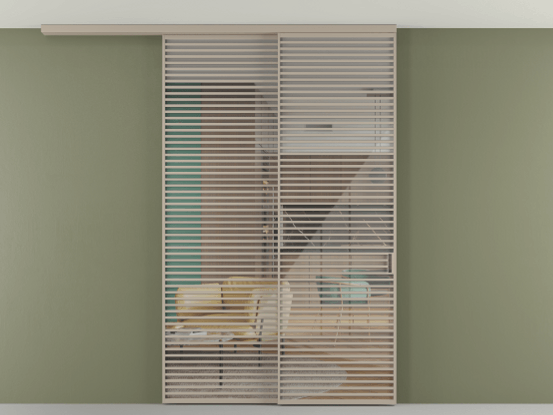 Перегородка Формато вдоль стены на потолок 2 створки с синхронным механизмом АЛПР 040.07 Алюминий бисквитный Рефлективное прозрачное стекло "Стопсол", калёное Цена 463256 ₽ | Volhovec