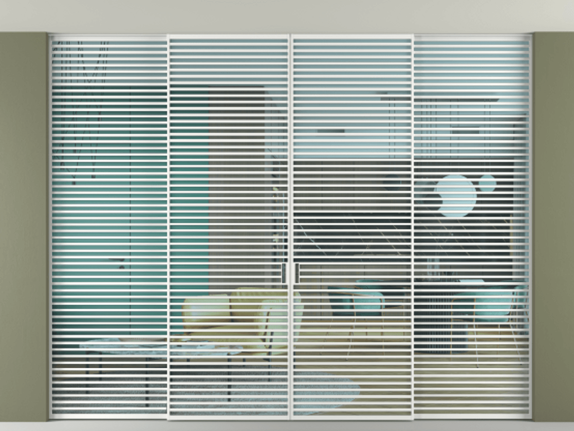 Перегородка Formato внутри проёма скрытое крепление в потолок 4 створки АЛПР 040.07 Алюминий белоснежный Прозрачное голубое стекло, триплекс Цена 802012 ₽ | Volhovec