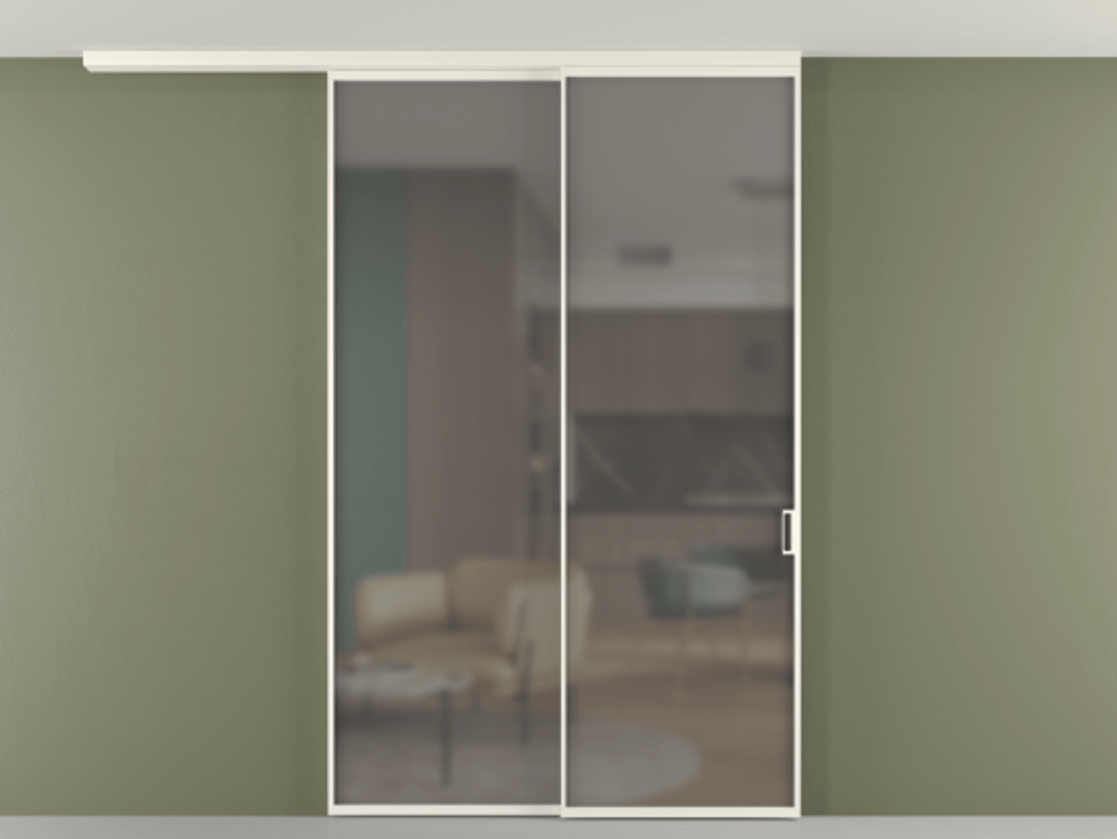 Перегородка Формато вдоль стены на потолок 2 створки с синхронным механизмом АЛПР 040.01 Алюминий пудровый белый Сатинированное серое стекло, триплекс Цена 268472 ₽ | Volhovec