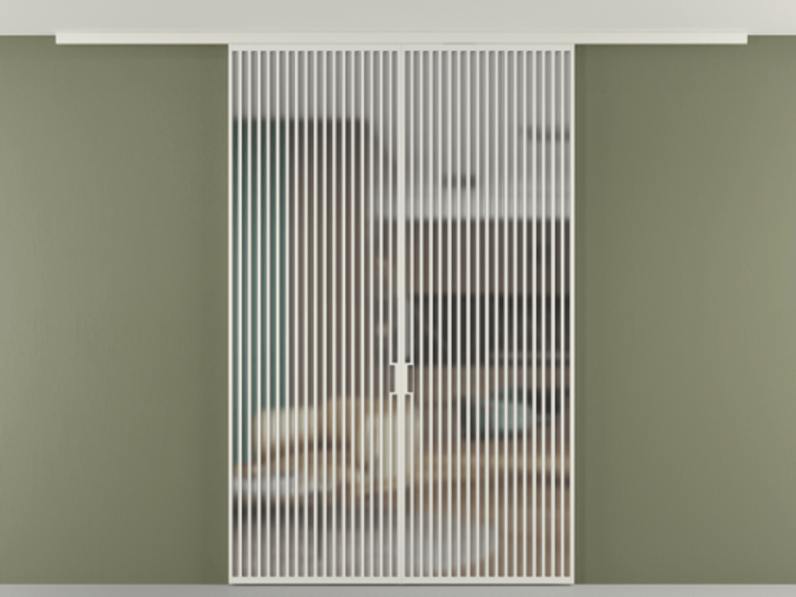 Перегородка Formato вдоль стены на потолок двустворчатая АЛПР 040.06 Алюминий Белый Сатинированное стекло "Matelux Crystal Vision", калёное, матовое, каленое 6 мм Цена 440160 ₽ | Volhovec