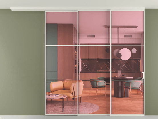 Алюминевая перегородка АЛПР 040.03_БЕЛ_ПРОЗ РОЗ_new. Цвет Алюминий Белый. Материал Алюминий. Коллекция Перегородка Formato вдоль стены на потолок 3 створки с синхронным механизмом. Картинка.