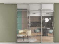 Перегородка Формато вдоль стены на потолок 3 створки с синхронным механизмом